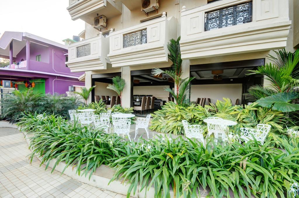 Resort De Crossroads Calangute Buitenkant foto