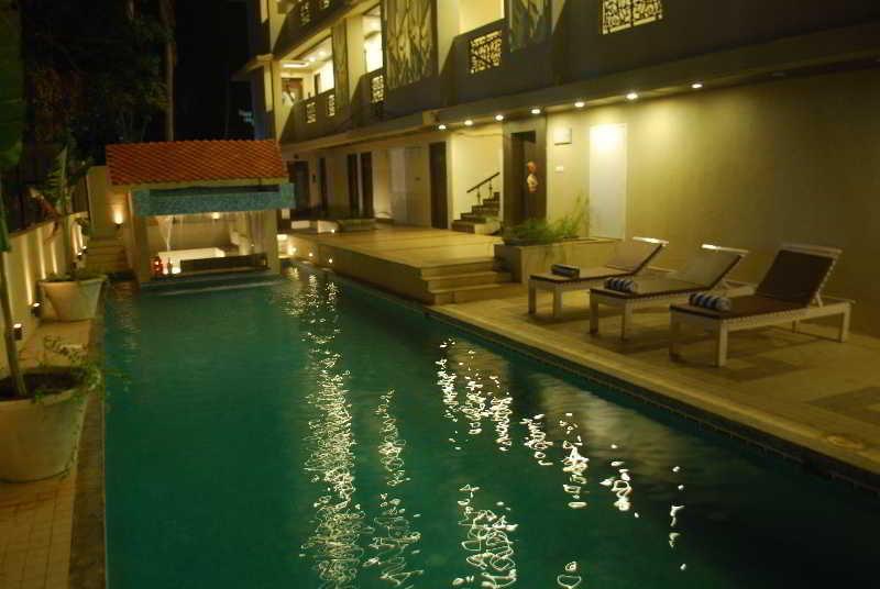 Resort De Crossroads Calangute Buitenkant foto