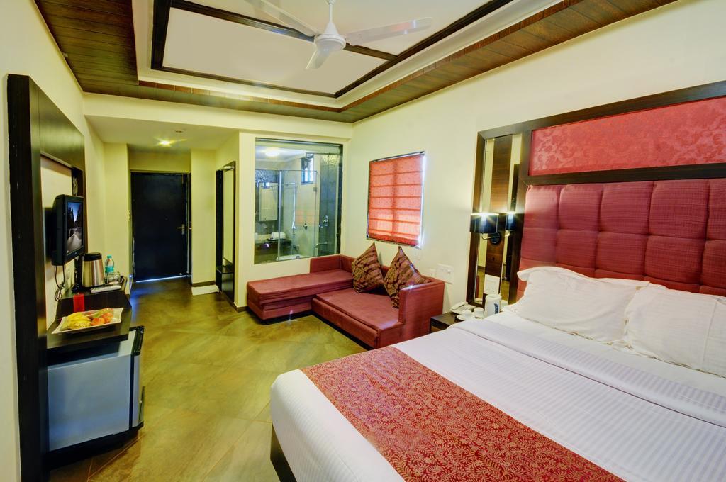 Resort De Crossroads Calangute Kamer foto